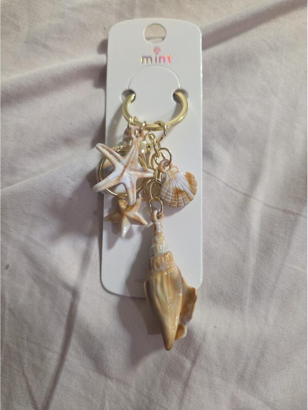 Mermaid Collection Keychain - Picture 4 of 6